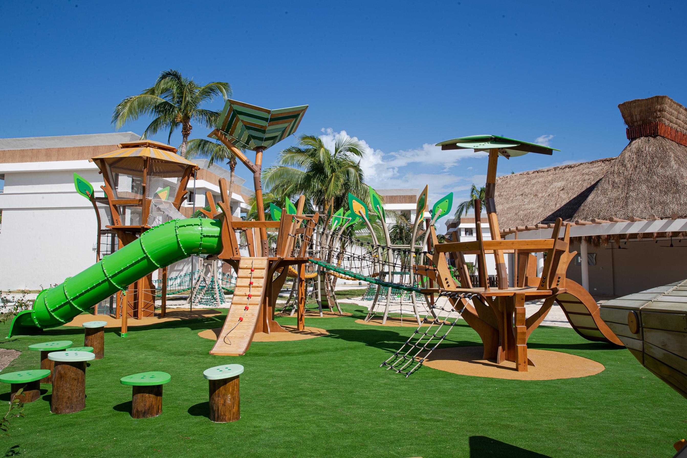 Bahia Principe Grand Tulum Hotel Riviera Maya Екстериор снимка Adventure Island