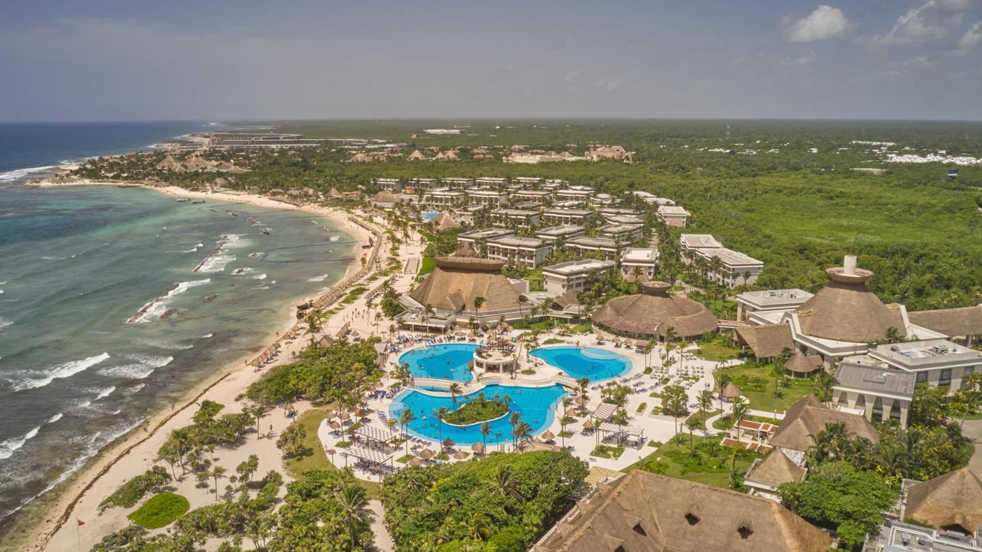 Bahia Principe Grand Tulum Hotel Riviera Maya Екстериор снимка Aerial view of the resort
